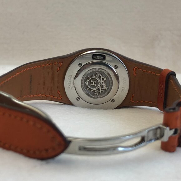 Hermès Arne HA3.210 Women's Quartz Watch - Picture 7 of 10